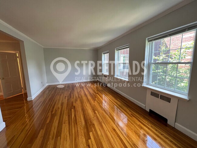 Photo - 1151 Beacon St Unidad 4