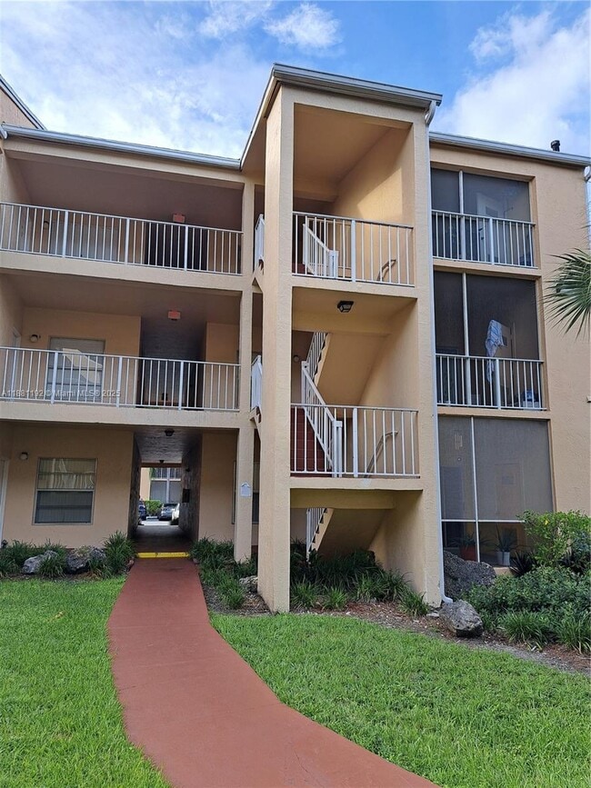 Photo - 15300 SW 106th Terrace Unit 536