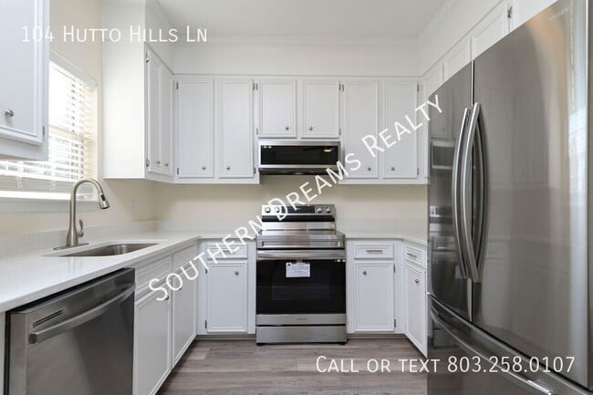 Photo - 104 Hutto Hill