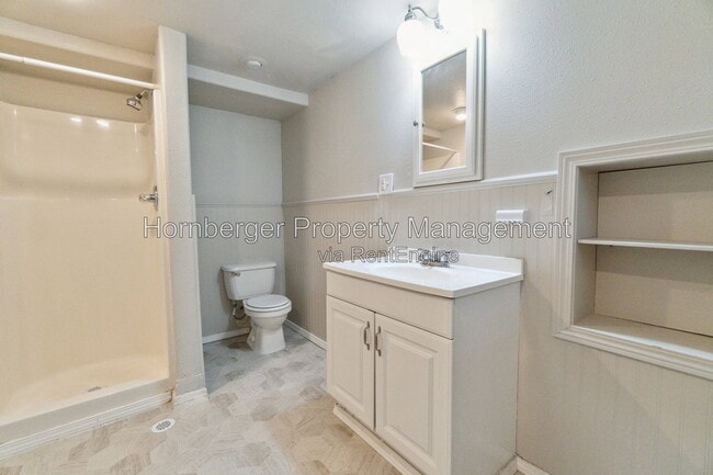 Photo - 11 E Rich Ave