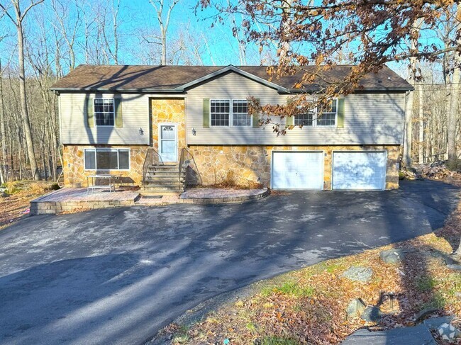 Building Photo - 6486 Decker Rd Rental