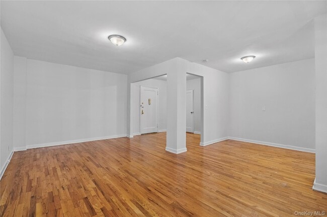 Photo - 140 E Hartsdale Ave Unit 3D