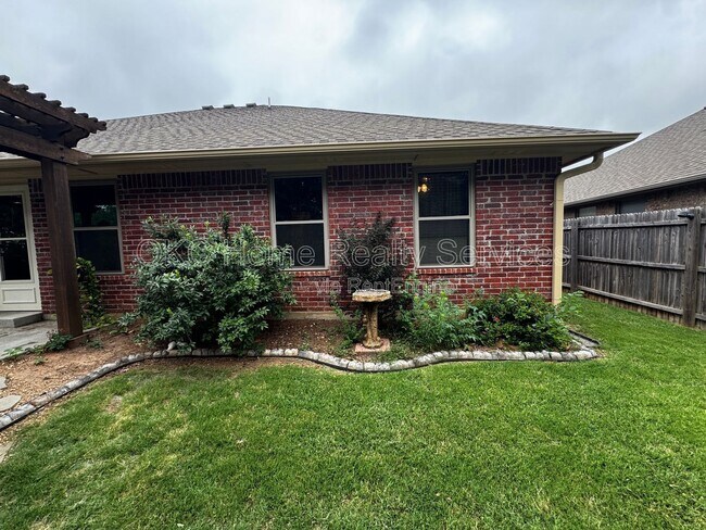 Photo - 8020 Kaden Rd