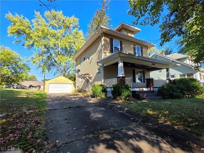 Photo - 1116 Adelaide Ave SE