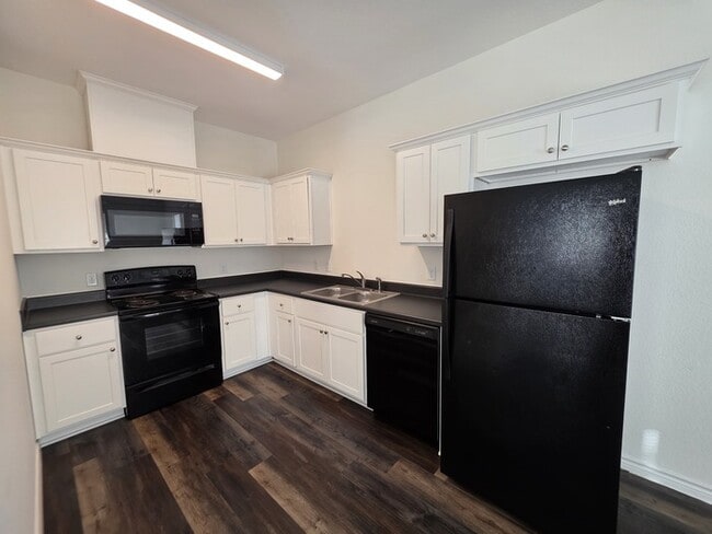 Photo - 6306 Lacey Oak Dr