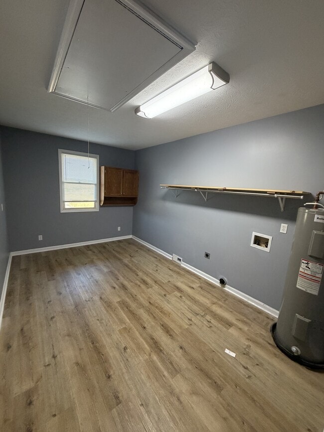 Photo - 4170 Dot Rd