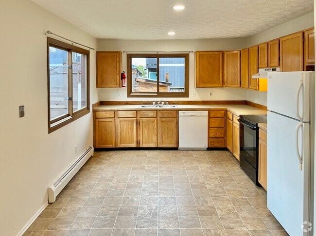 Building Photo - 5841 E 6th Ave Unit #3 Rental