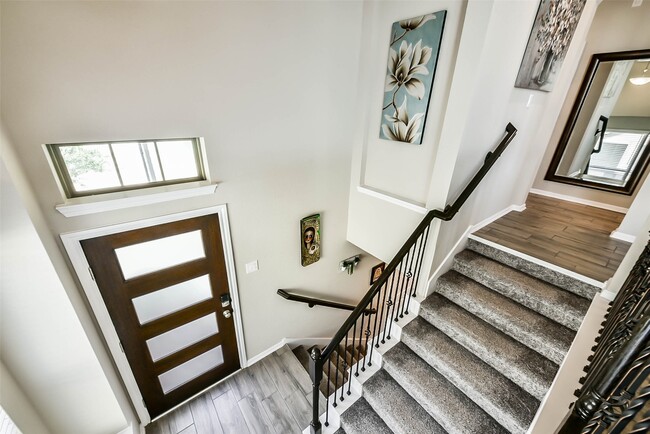 Photo - 16207 Rattlesnake Run Trail