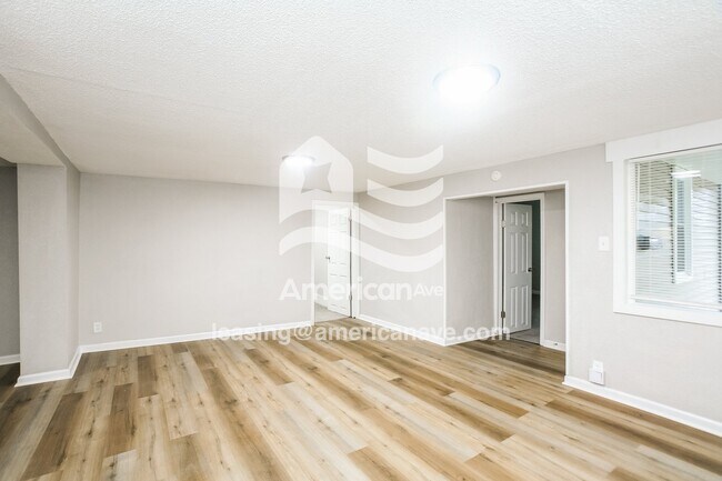 Photo - 516 W Green St