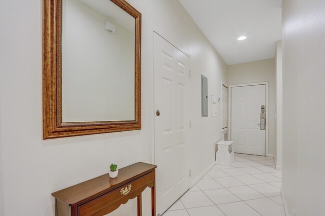 Photo - 8931 Sandshot Ct