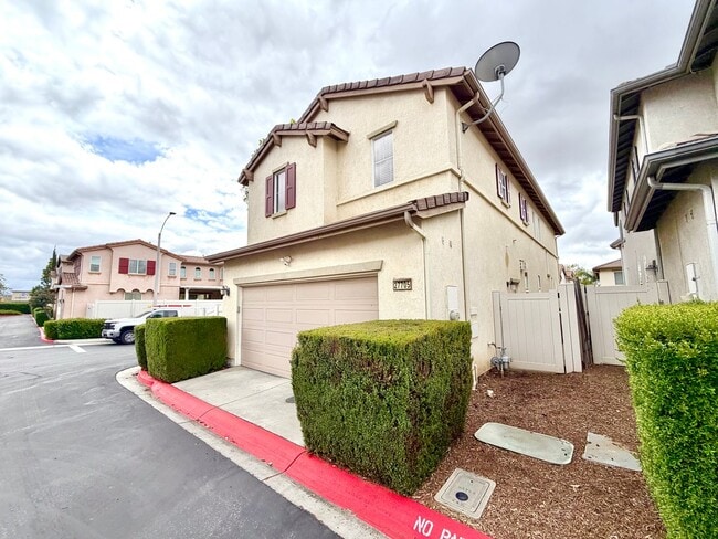 Photo - Charming 3 Bedroom Bel Flora Home with Private Patio & Amenities