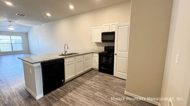 Photo - 2122 N Avenue J Unidad A