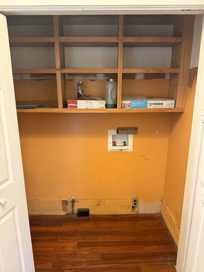 Photo - ** 4 bed 3 bath located in the Garden Dist...