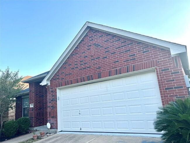 Photo - 7106 Marble Springs Dr