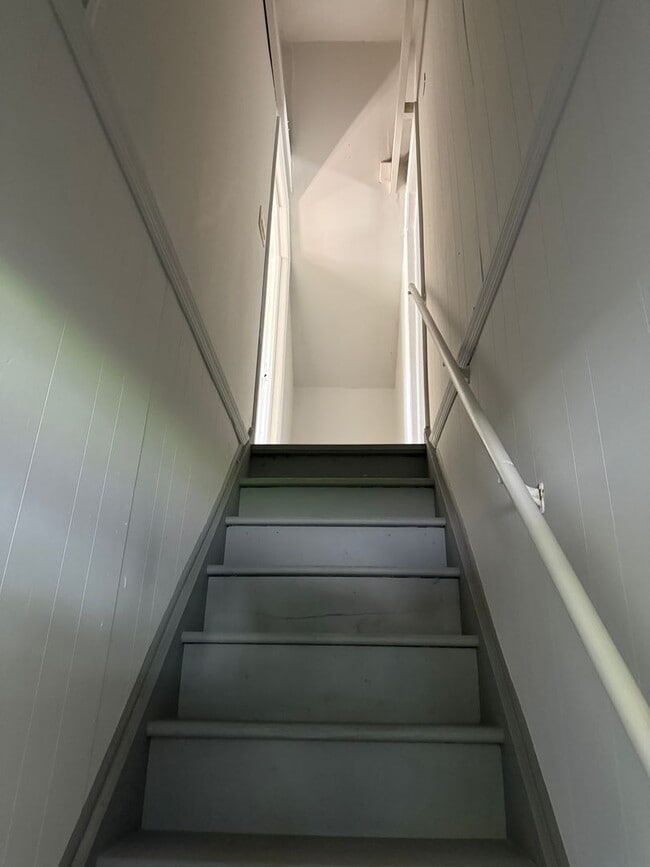 Photo - Turn-Key 4 Bedroom Home with Spacious Backyard – Coram, NY