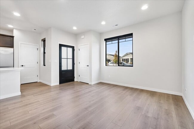 Photo - Single-Level Serenity: Your 3 Bedroom, 2 Bath Dream Home Awaits