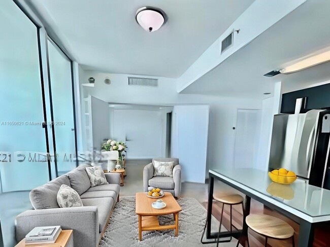 Photo - 300 S Biscayne Blvd Condo Unit 2703