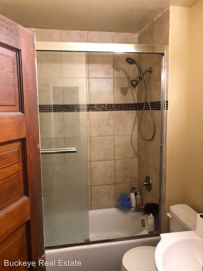 Photo - 67-67 W Northwood Ave