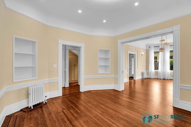 Photo - Pacific Heights: Remodeled Bi-Level Condo ... Unit 2858 Washington St.