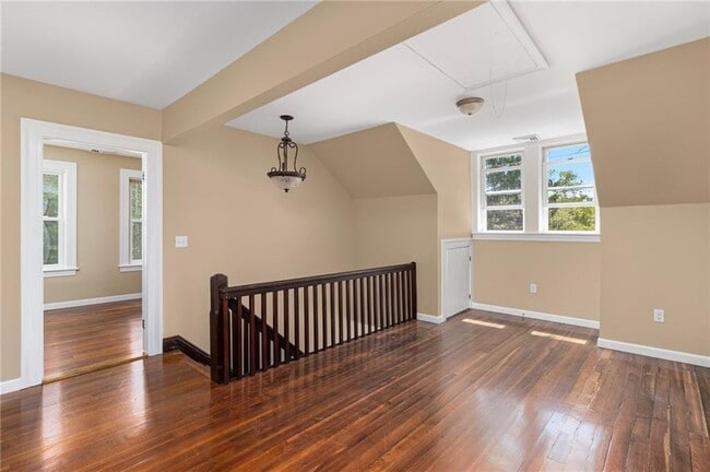 Photo - 275 Union Ave Unit 2