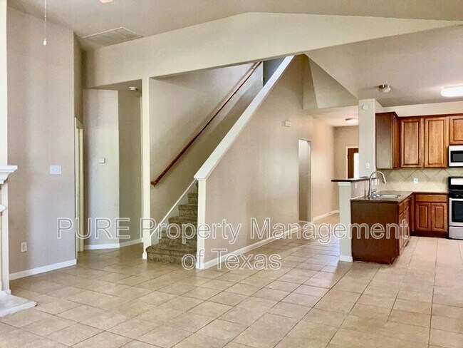 Photo - 4314 Fairway Path