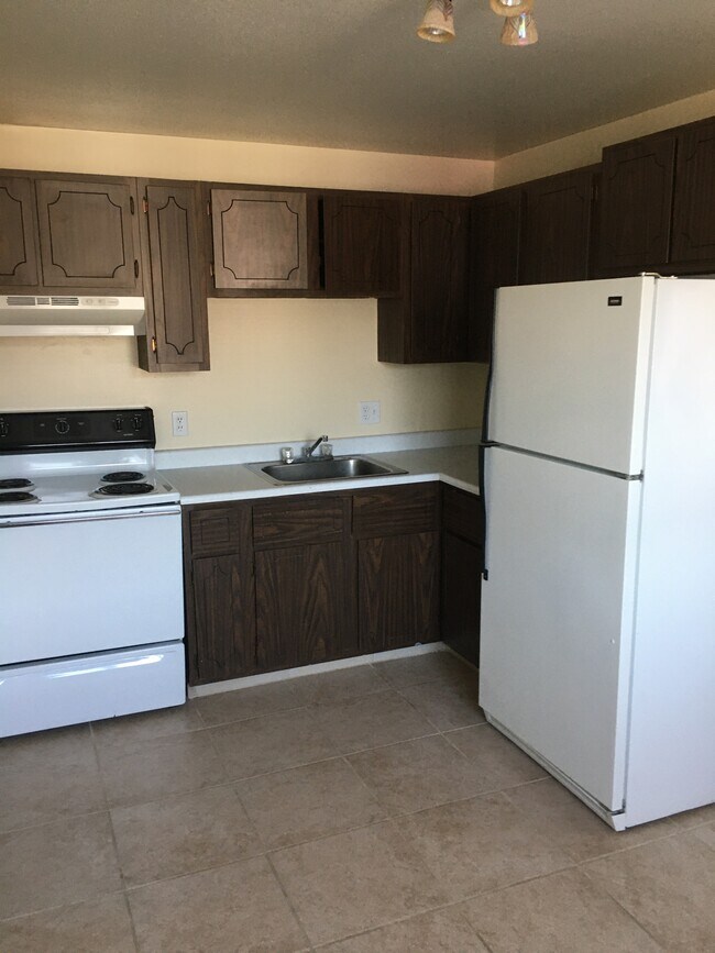 Photo - Westmont Apartments