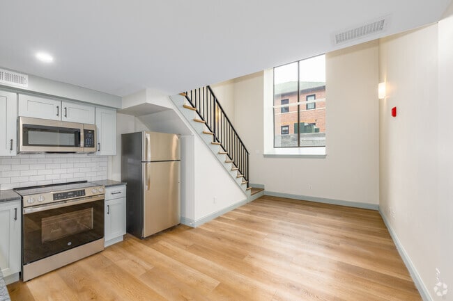 3BR, 1.5 BA - 1,292SF - Kitchen