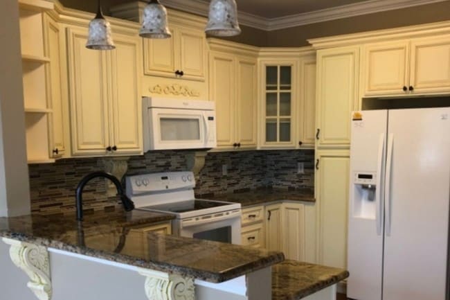 Kitchen - 710 E Boyd Dr Unit #1605