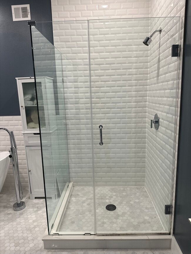 Photo - 217 20th St NE Unidad 1