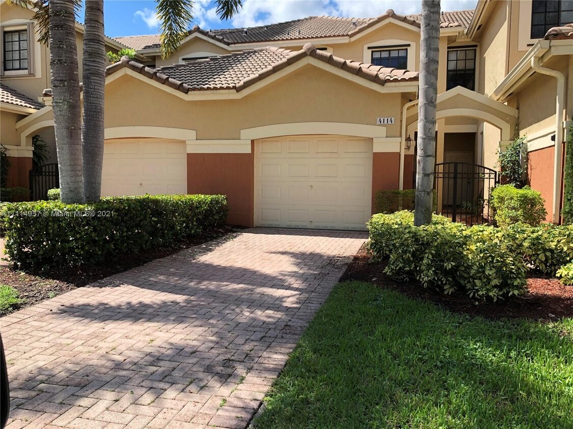 Photo - 4114 Forest Dr (Weston, FL)