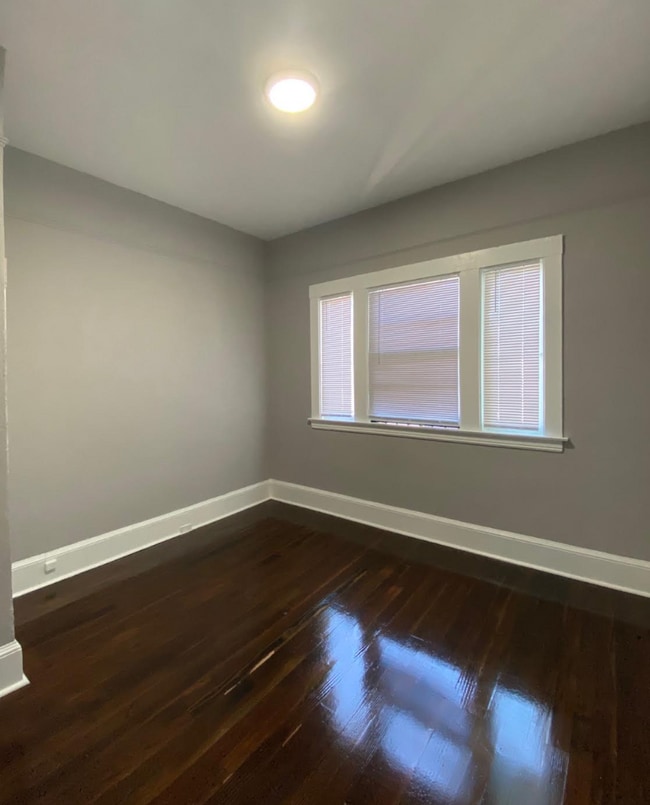 Photo - 2525 Filbert St