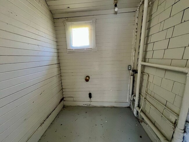 Photo - 1 Bed, 1 Bath House