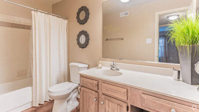 2BR,2BA,-934SF The Preakness