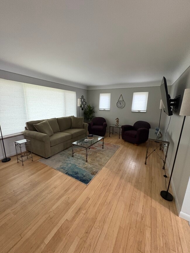 Photo - 175 Ashland St