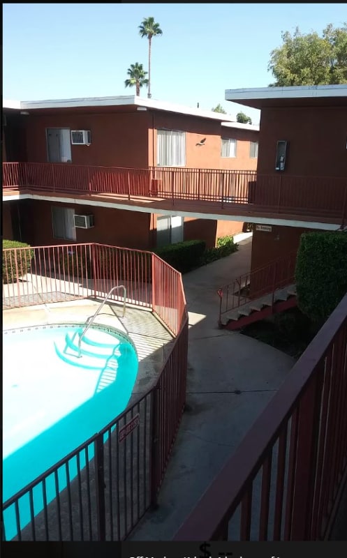 Photo - 8135 Langdon Ave Unidad 23