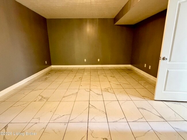 Photo - 10631 Dry Creek Way