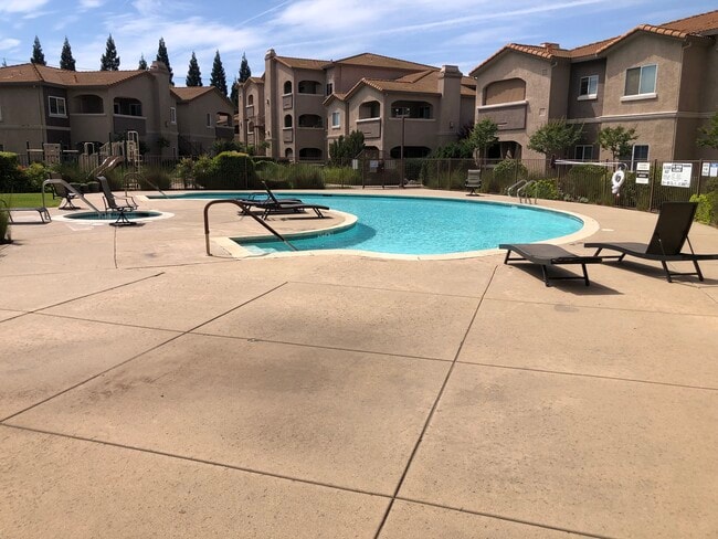 Zona de piscina/jacuzzi - 10001 Woodcreek Oaks Blvd Unidad 1721