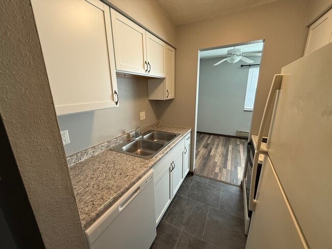 Photo - 2951 9th St Unit 3