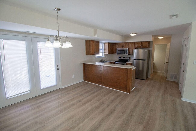 Photo - 3612 Hermitage Rd