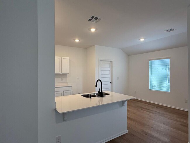 Photo - 644 SW 11th St House