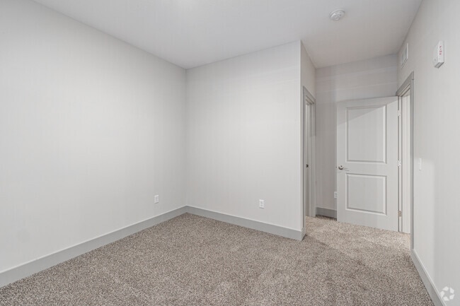 1BR, 1BA - 931SF - Driftwood - Bedroom - Mona Shores Flats