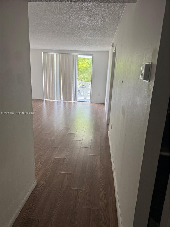 Building Photo - 15600 NW 7th Ave Unit 301-1