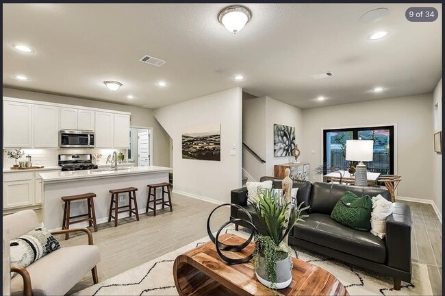 Photo - 2633 Stone Branch Dr