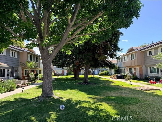 Photo - 10107 Holburn Dr