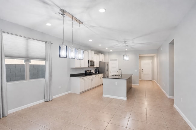 Photo - 272 W Satinka Dr