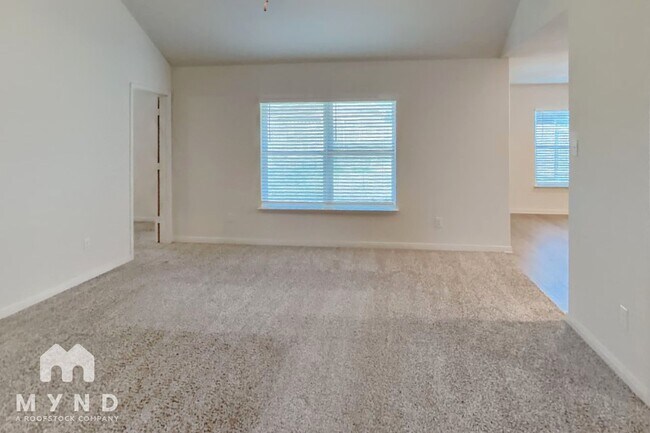 Photo - 526 A D Crain St