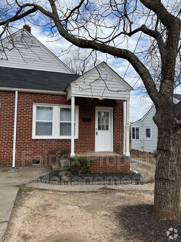 Building Photo - 405 W 5th St Rental