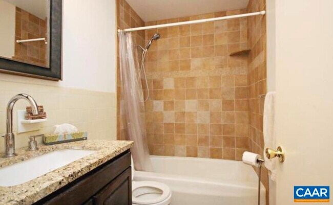 163 Hessian Hills Way Unit 2