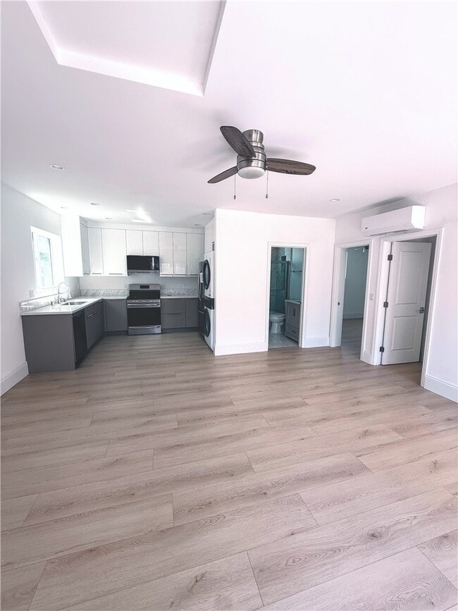 Building Photo - 4151 W 172nd St