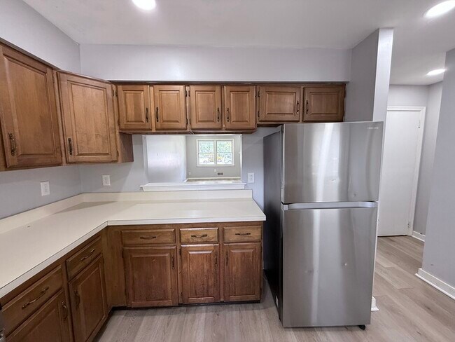 Photo - 502 S Logan Ave